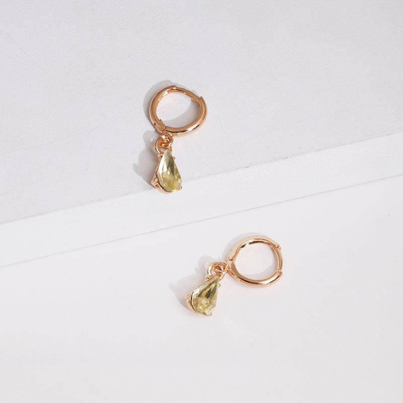 Drop earrings with semi precious stones